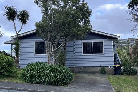 Photo of property in 32 Thurleigh Grove, Karori, Wellington, 6012