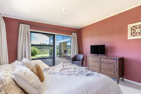 Photo of property in 108 Kinloch Road, Kinloch, Taupo, 3377