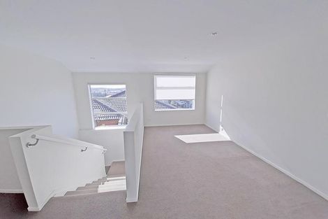 Photo of property in 12 Butler Stoney Crescent, Silverdale, 0932