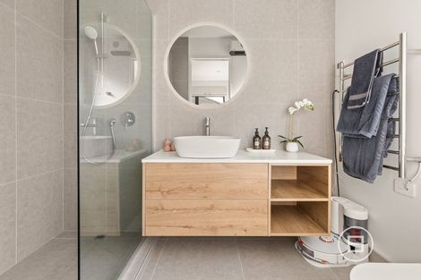 Photo of property in 30c Oban Road, Browns Bay, Auckland, 0630