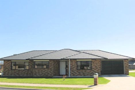 Photo of property in 21 Seascape Avenue, Whitianga, 3510