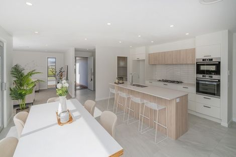 Photo of property in 12 Awatea Drive, Whitianga, 3510