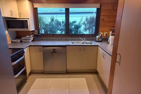 Photo of property in 19a Miromiro Road, Normandale, Lower Hutt, 5010