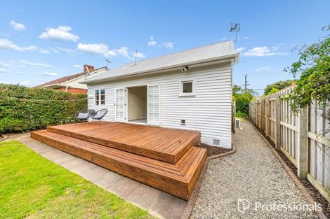 Photo of property in 16 Bell Road, Waiwhetu, Lower Hutt, 5010
