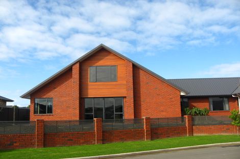 Photo of property in 3 Kura Place, Mosgiel, 9024