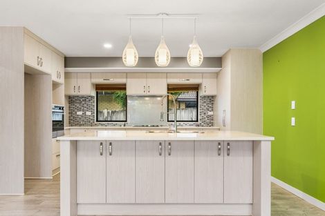 Photo of property in 22 Hoyte Place, Pukehangi, Rotorua, 3015