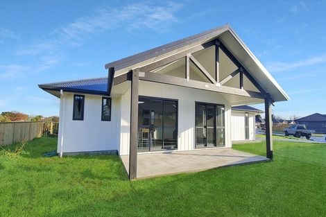 Photo of property in 30 Oldfield Lane, Marton, 4710