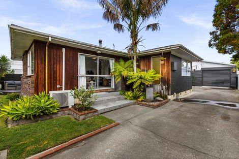 Photo of property in 56 Wynyard Crescent, Tamatea, Napier, 4112
