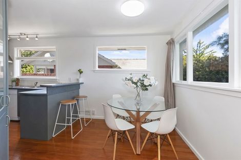 Photo of property in 19 Egmont Place, Bishopdale, Christchurch, 8051