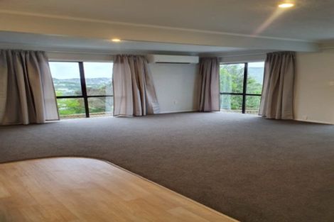 Photo of property in 113 Percy Dyett Drive, Karori, Wellington, 6012