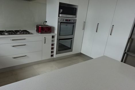 Photo of property in 1/6 Duncansby Road, Stanmore Bay, Whangaparaoa, 0932