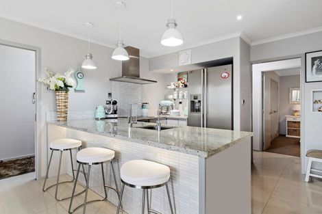 Photo of property in 1 Sherborne Close, Bethlehem, Tauranga, 3110