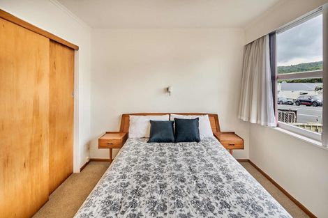 Photo of property in 229 Karori Road, Karori, Wellington, 6012