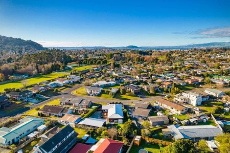 Photo of property in 1 Bullmore Place, Pukehangi, Rotorua, 3015