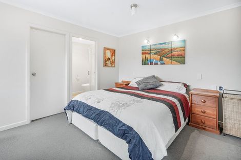 Photo of property in 15 Knighton Road, Hillcrest, Hamilton, 3216