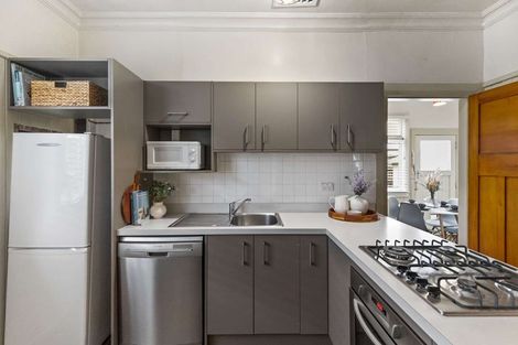 Photo of property in 44 Miro Street, Takaro, Palmerston North, 4410