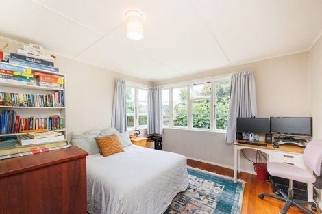 Photo of property in 920 Tremaine Avenue, Roslyn, Palmerston North, 4414