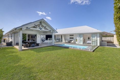 Photo of property in 610 Gloucester Road, Papamoa Beach, Papamoa, 3118