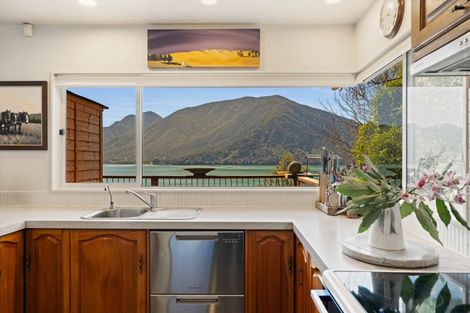 Photo of property in 674 Moetapu Bay Road, Moetapu Bay, Picton, 7282