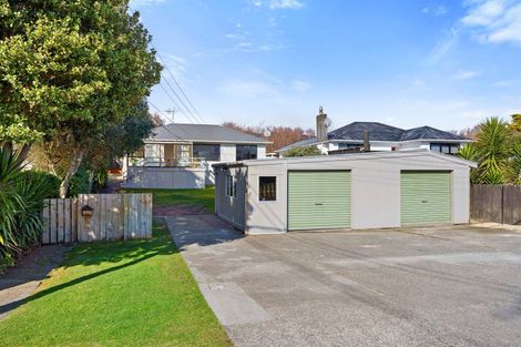 Photo of property in 5 Parakai Street, Paraparaumu, 5032