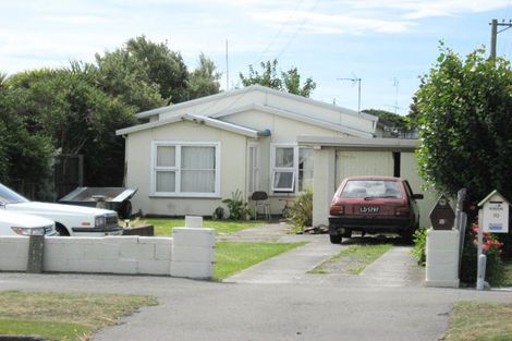 Photo of property in 12a Cradock Street, South New Brighton, Christchurch, 8062