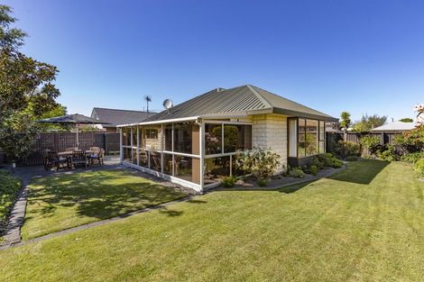 Photo of property in 10 Ben Nevis Drive, Broomfield, Christchurch, 8042
