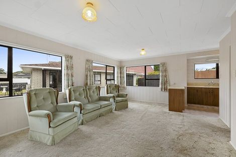 Photo of property in 13 Tukapa Street, Westown, New Plymouth, 4310