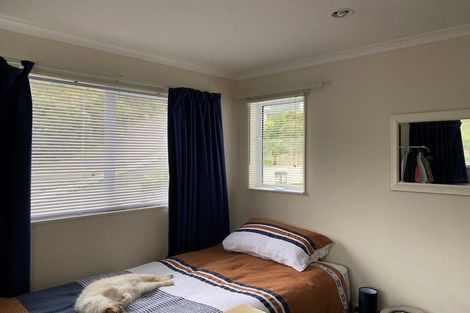 Photo of property in 4 Abbey Way, Whitby, Porirua, 5024