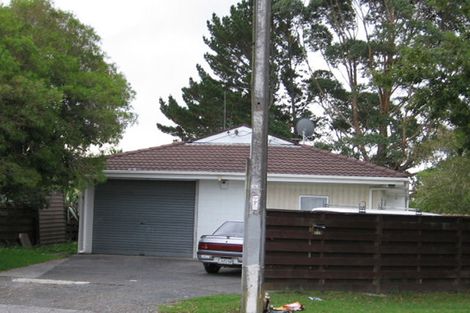 Photo of property in 2/318 Royal Road, Massey, Auckland, 0614