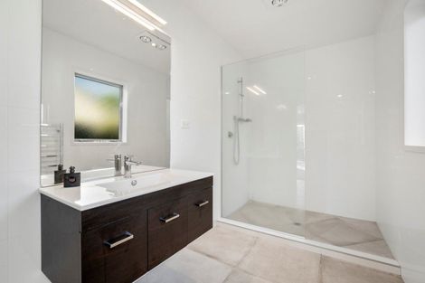 Photo of property in 16 Coral Drive, Papamoa Beach, Papamoa, 3118