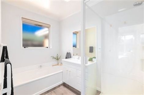 Photo of property in 2 Daniela Lane, Linwood, Christchurch, 8062