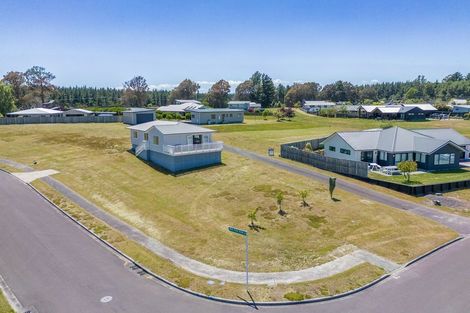 Photo of property in 2 Wai Kite Kite Place, Motuoapa, 3382