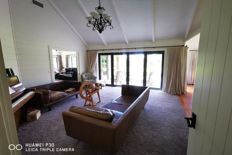 Photo of property in 11 Homestead Lane, Fitzherbert, Palmerston North, 4471