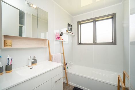 Photo of property in 19 Turakina Street, Westbrook, Palmerston North, 4412