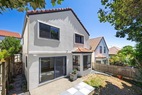 Photo of property in 4 Parkwood Crescent, Gulf Harbour, Whangaparaoa, 0930