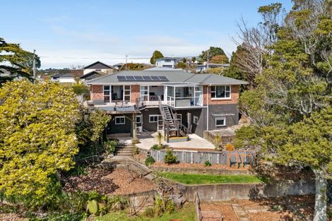 Photo of property in 13 Cowling Road, Hurdon, New Plymouth, 4310