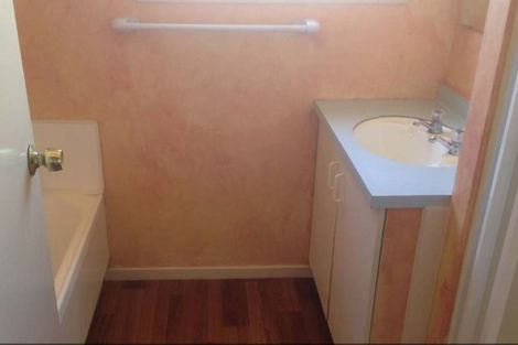 Photo of property in 383 Kahikatea Drive, Dinsdale, Hamilton, 3204