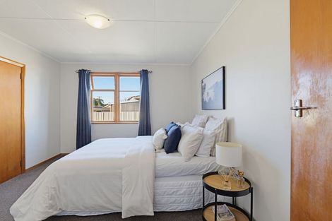 Photo of property in 37 Hadfield Crescent, College Estate, Whanganui, 4500