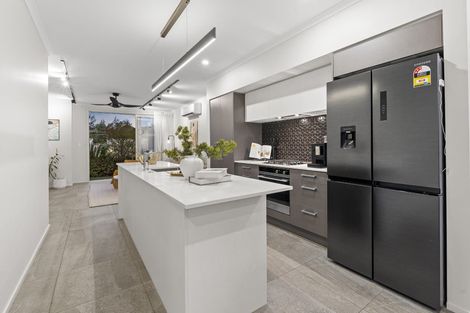 Photo of property in 18 Taitonga Lane, Stanmore Bay, Whangaparaoa, 0932