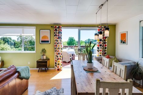 Photo of property in 25 Tauroa Road, Havelock North, 4130