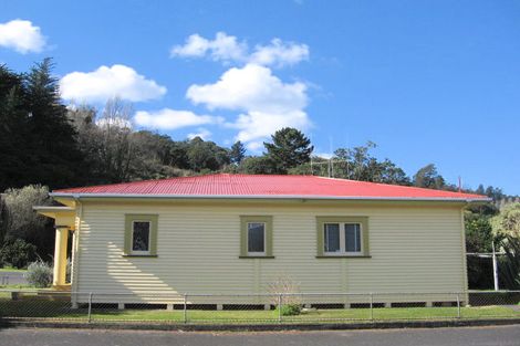 Photo of property in 228 Kirkwood Street, Thames, 3500