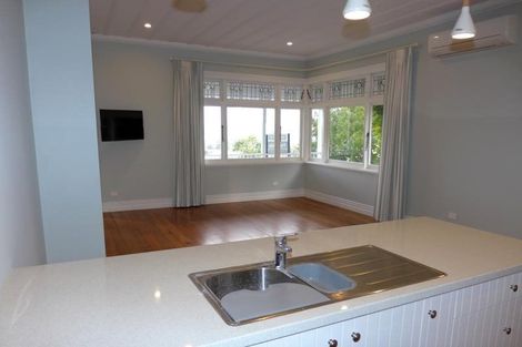 Photo of property in 5 Kowhai Road, Bluff Hill, Napier, 4110