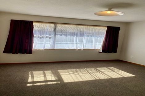 Photo of property in 2/7 Clipston Place, Halswell, Christchurch, 8025