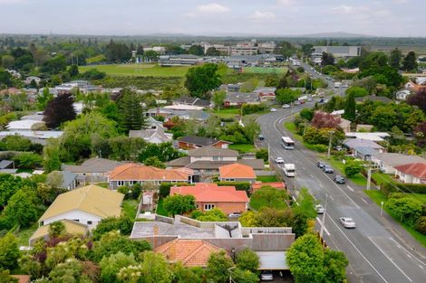 Photo of property in 17 Hillcrest Road, Hillcrest, Hamilton, 3216