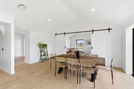 Photo of property in 94 Ridgeland Way, West Melton, 7618