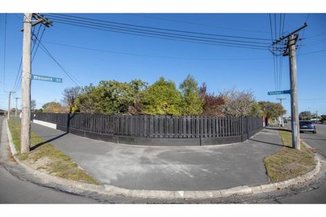 Photo of property in 106 Bassett Street, Burwood, Christchurch, 8083