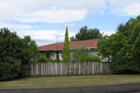 Photo of property in 4 Prior Place, Glendene, Auckland, 0602