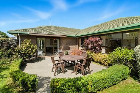 Photo of property in 8 Addison Place, Halswell, Christchurch, 8025