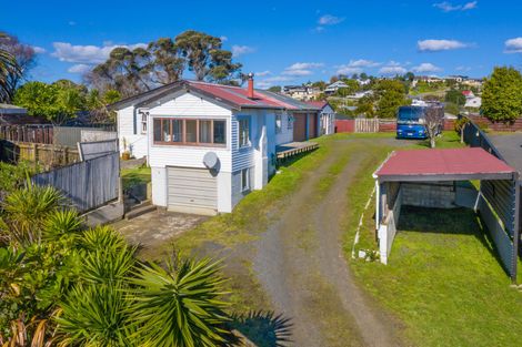 Photo of property in 29 Wallis Street, Raglan, 3225