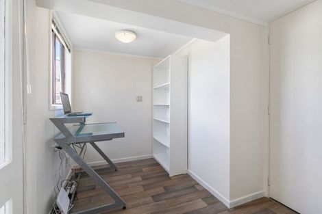 Photo of property in 1/274b Birkdale Road, Birkdale, Auckland, 0626